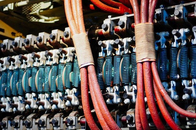 sähköistä elektroniikkaa