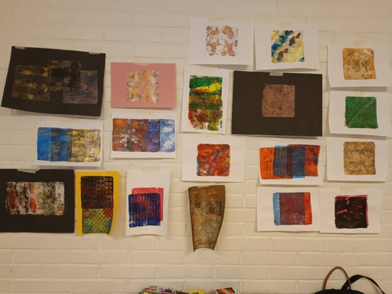 Teosseinä. Kuvaaja Aino Granlund.