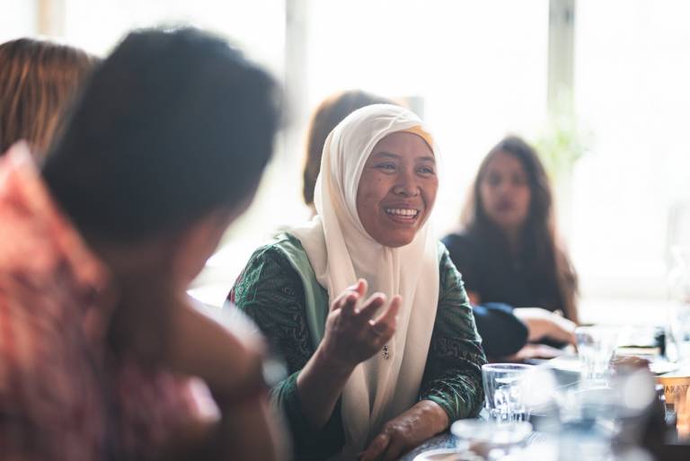 A gems talking to a friend.