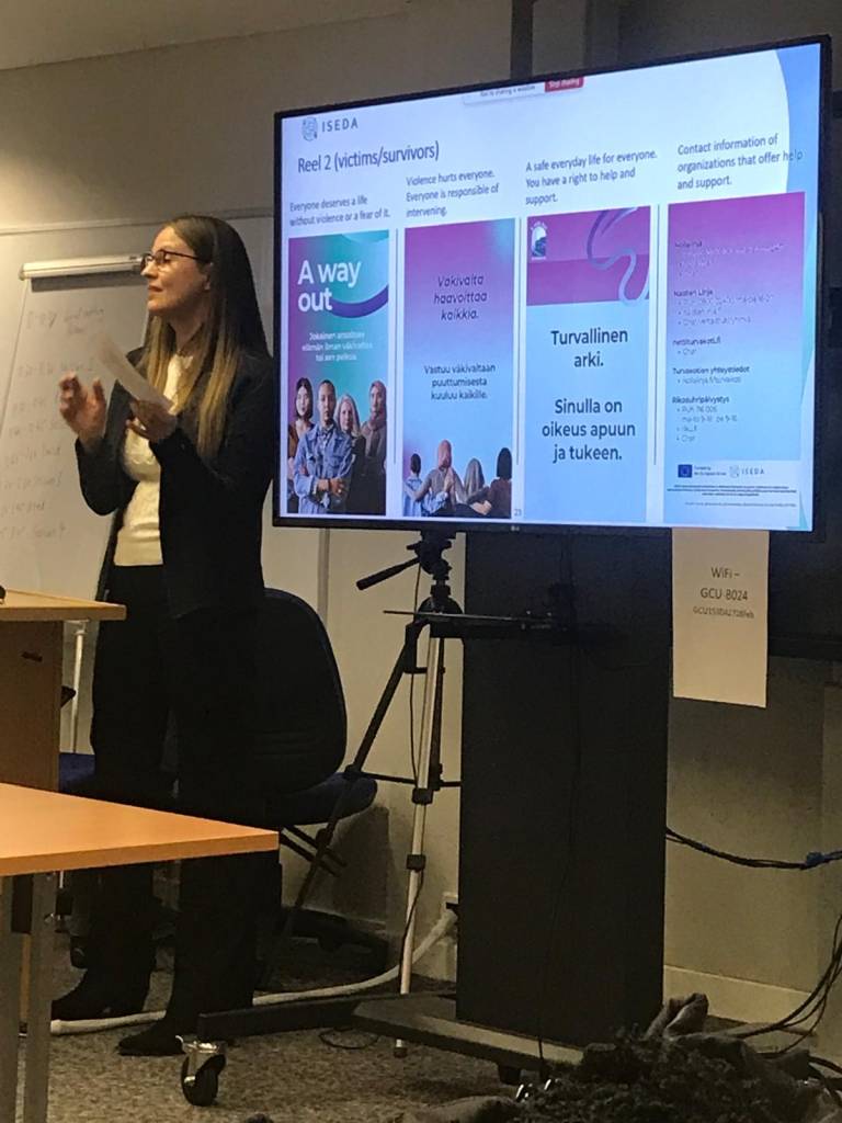 Hanna Mielismäki at the Glasgow Caledonian University presenting the Finnish Awareness raising campaign.