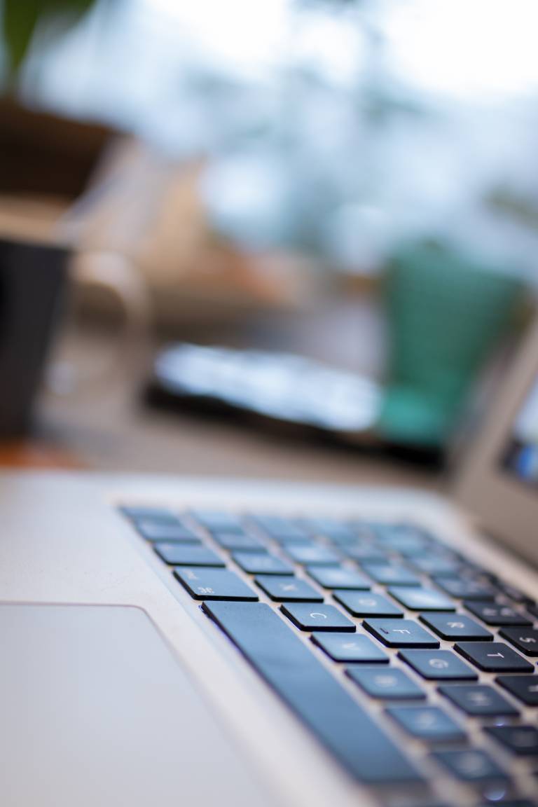 Tietokoneen näppäimistö