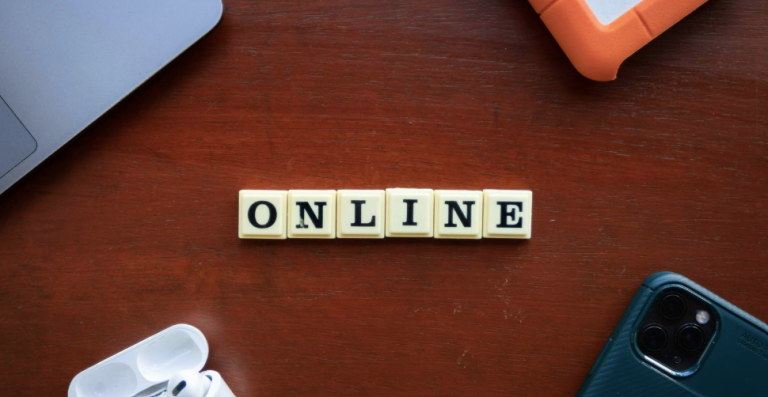 Scrabble-kirjaimet ONLINE