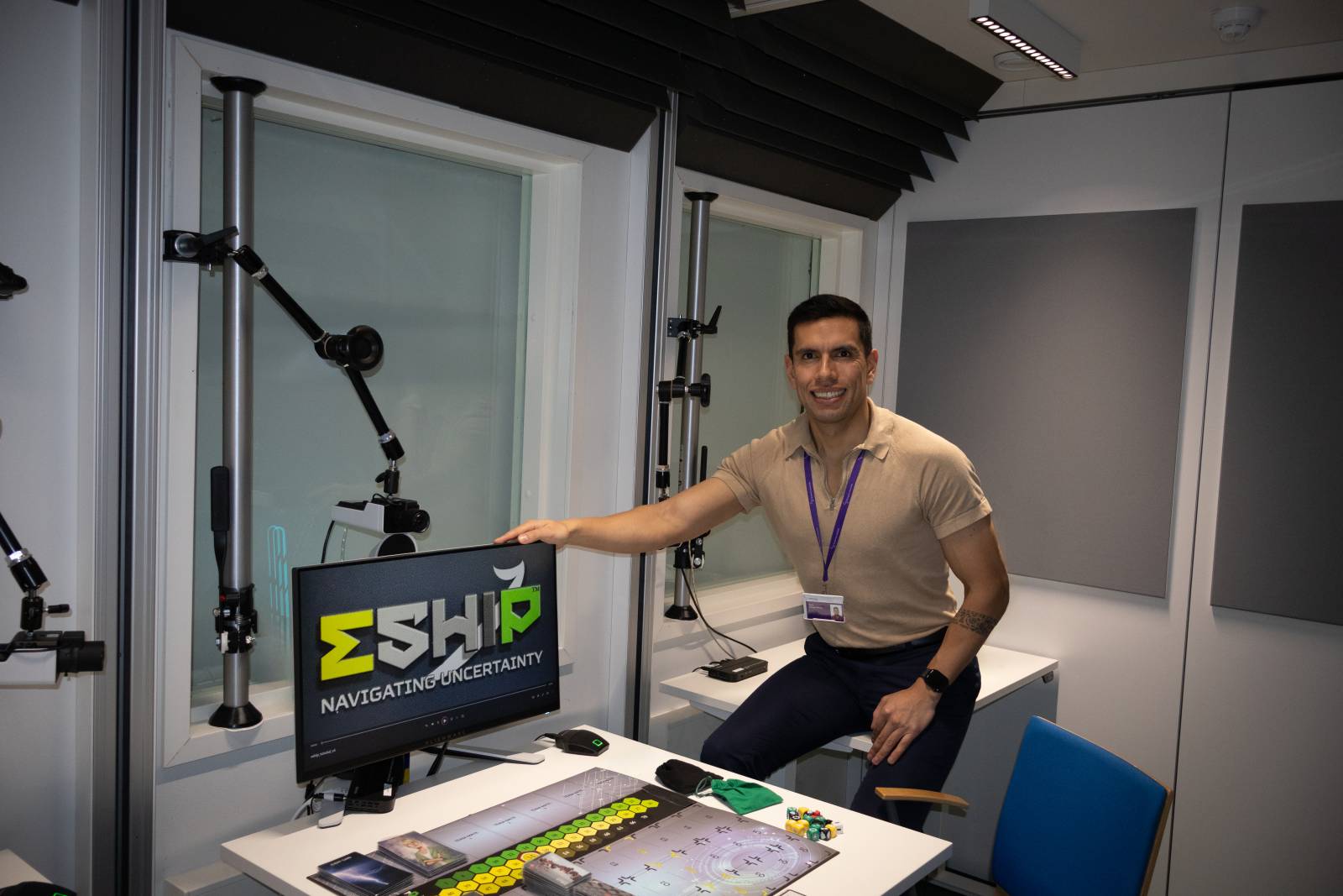 Elvis Ortega-Ochoa in Ludus Lab, collecting multimodal data