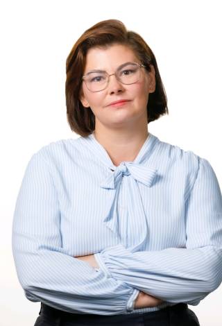 Jenni Nurmi, kasvokuva