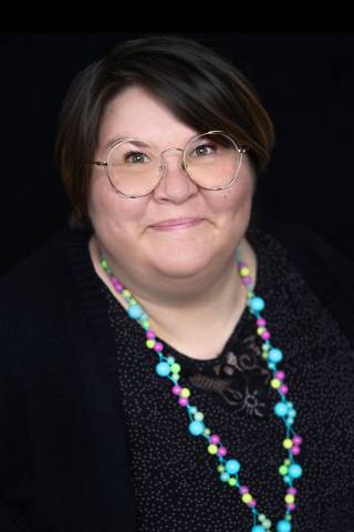 Sanna Lindgren, portrait